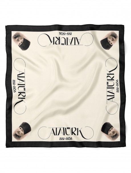 Atatürk Yazılı & Portre Bandana Fular 50 x 50 Cm
