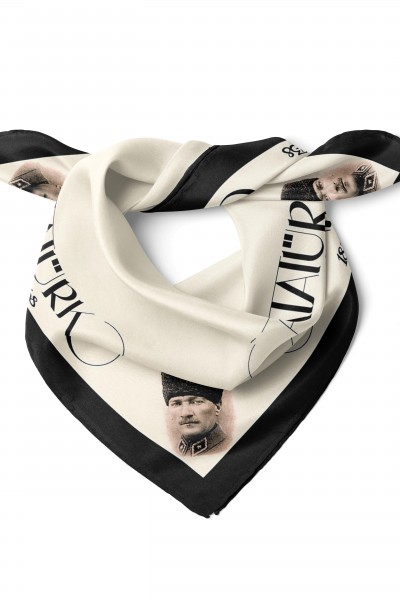 Atatürk Yazılı & Portre Bandana Fular 50 x 50 Cm