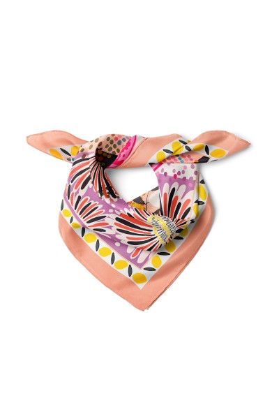 Kalp & Yaprak Desen Bandana Fular 50 x 50 Cm