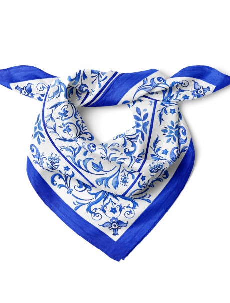 Sarmaşık Çiçek Desen Fular Bandana 70x70 Cm