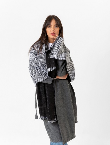 Çift Taraflı Ekoseli Yün Dokulu Atkı Şal
