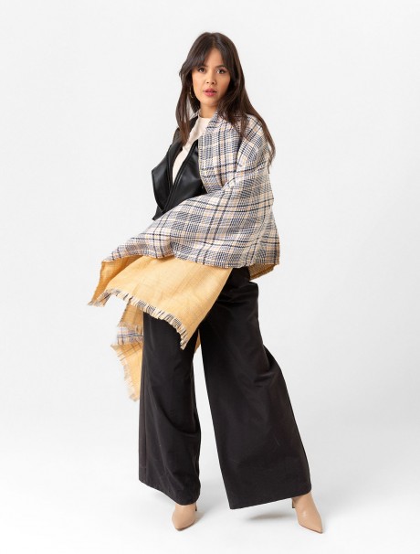 Çift Taraflı Ekoseli Yün Dokulu Atkı Şal