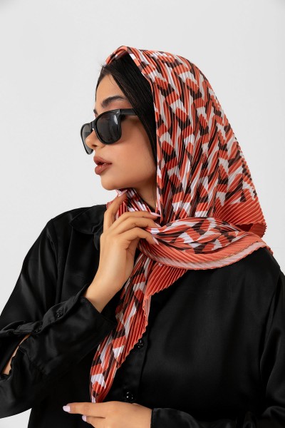 Desenli Piliseli Eşarp