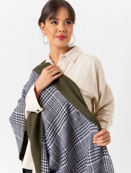 Çift Taraflı Ekoseli Yün Dokulu Atkı Şal